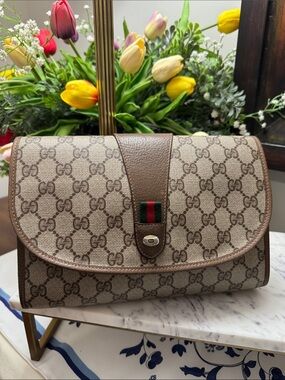 Gucci GG Supreme Sherry Line Clutch with Web Stripe Vintage EUC